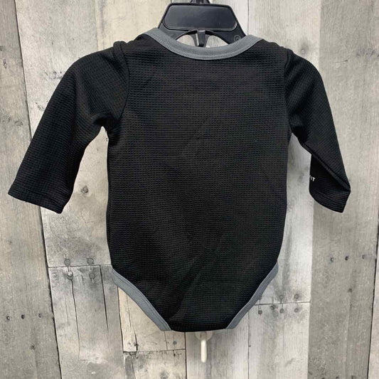 Size 6 Months Black/Green Sport Brand Bodysuit