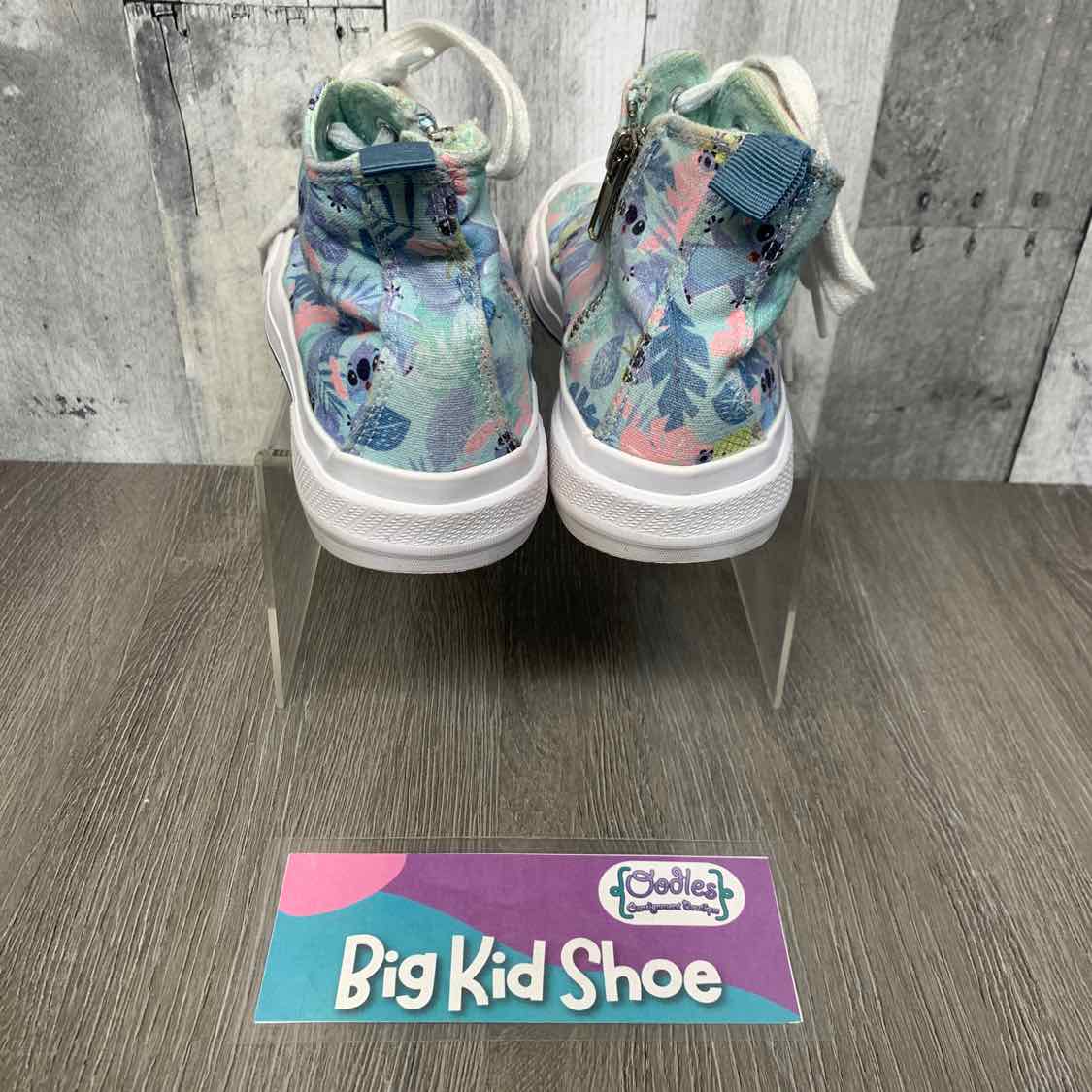Size 1 Blue/White Disney Sneakers