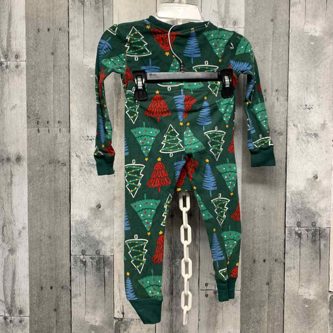 Size 2T Green Carter's 2pc PJs