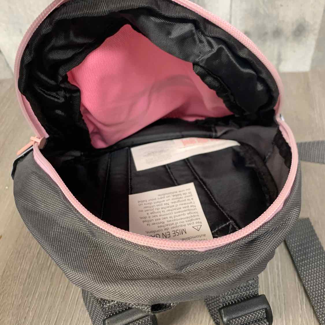 brica Gray/Pink Harness