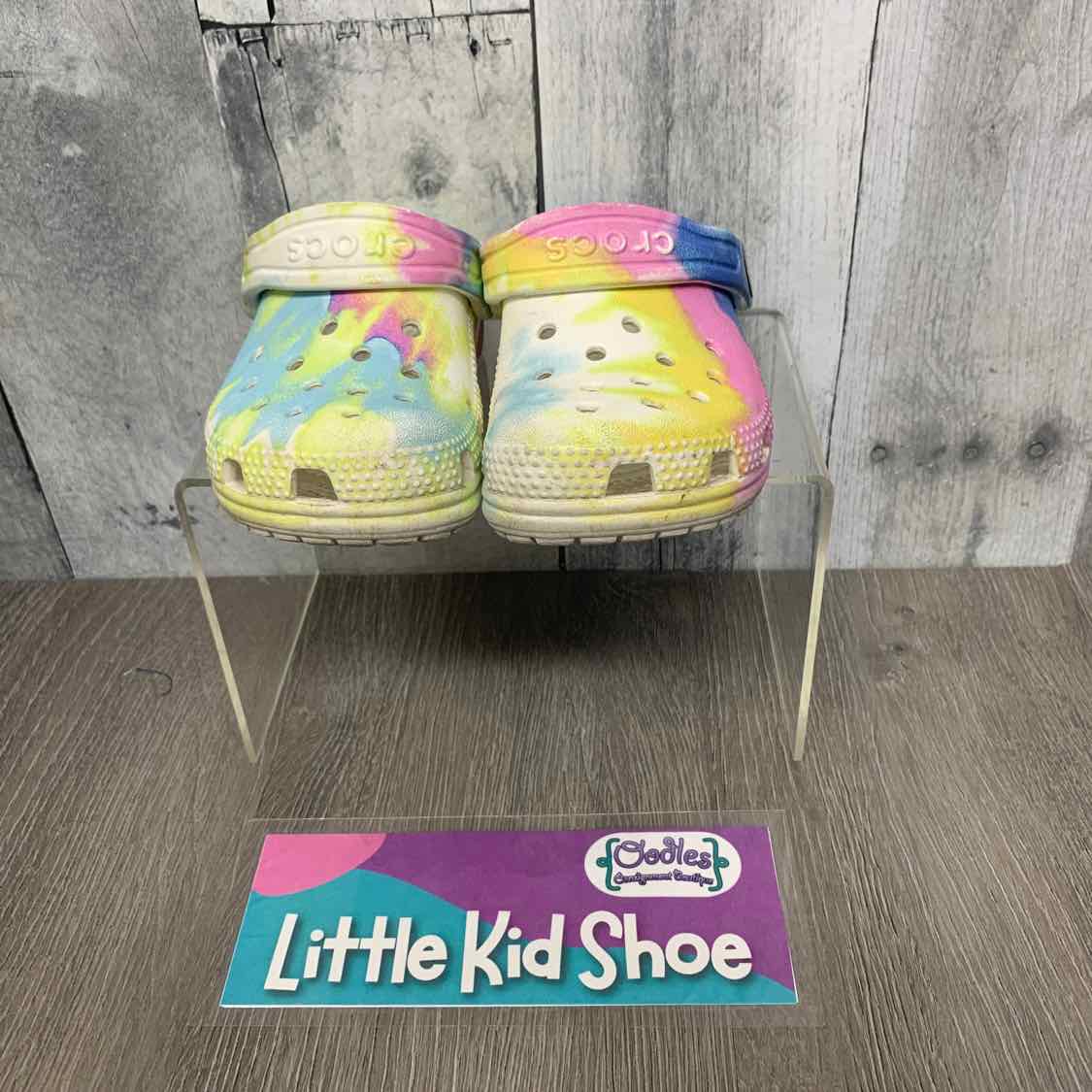 Size 6 Yellow/Blue Crocs Water Shoes