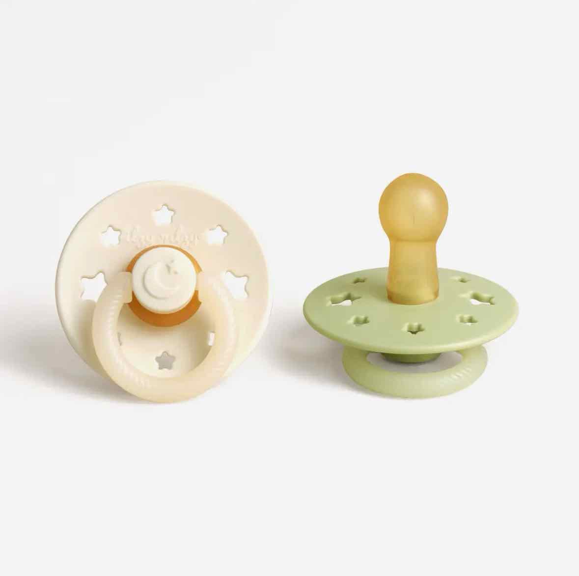 Itzy Ritzy Natural Rubber Pacifier 6-18m - More Options - OodlesCB