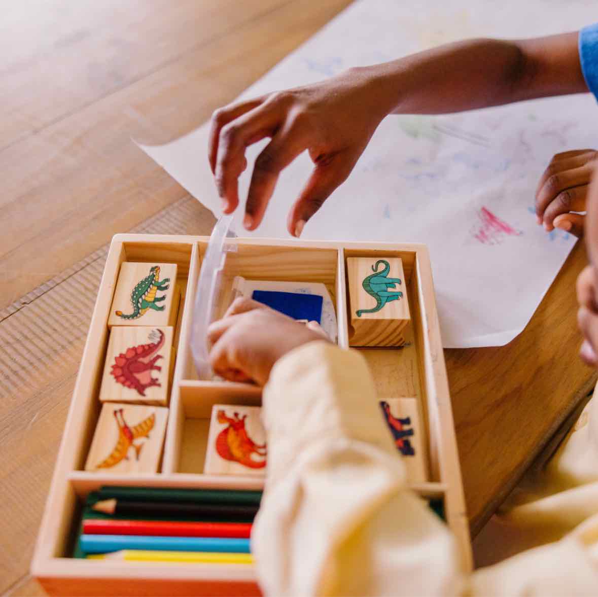 Melissa & Doug Dinosaur Stamp Set