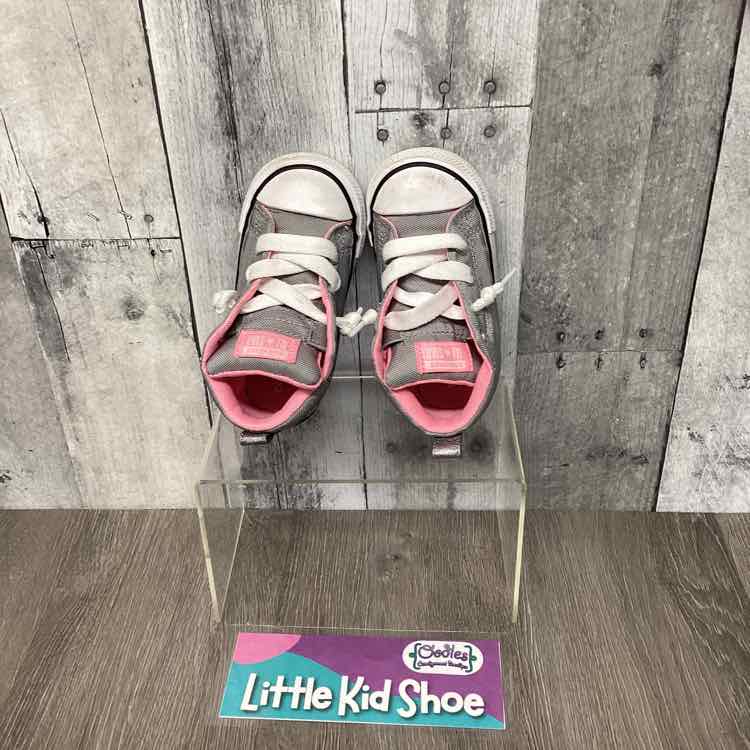 Size 6 Gray Converse Sneakers