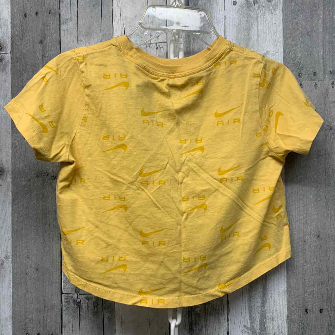 Size Medium Yellow Print Sport Brand T Shirt - OodlesCB