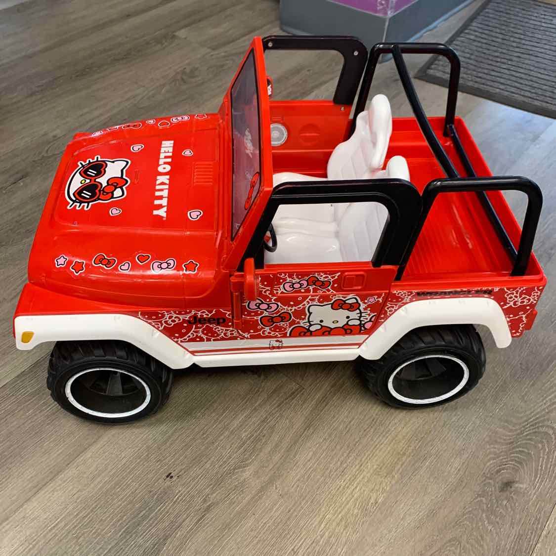 My Life Red/White Doll Accessories