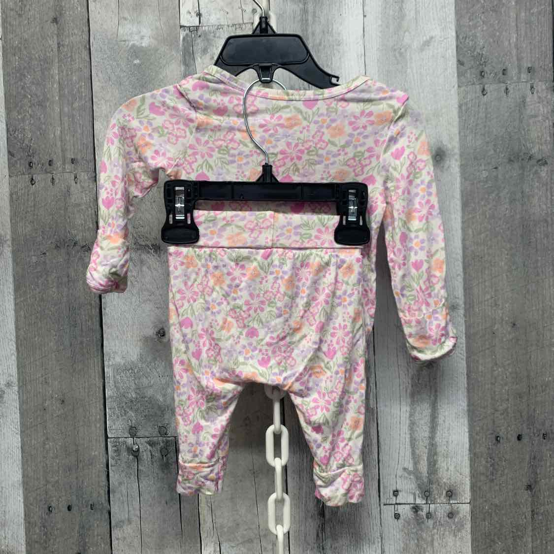 Size 3 Months White Floral Print Just One You Shirt/Pants