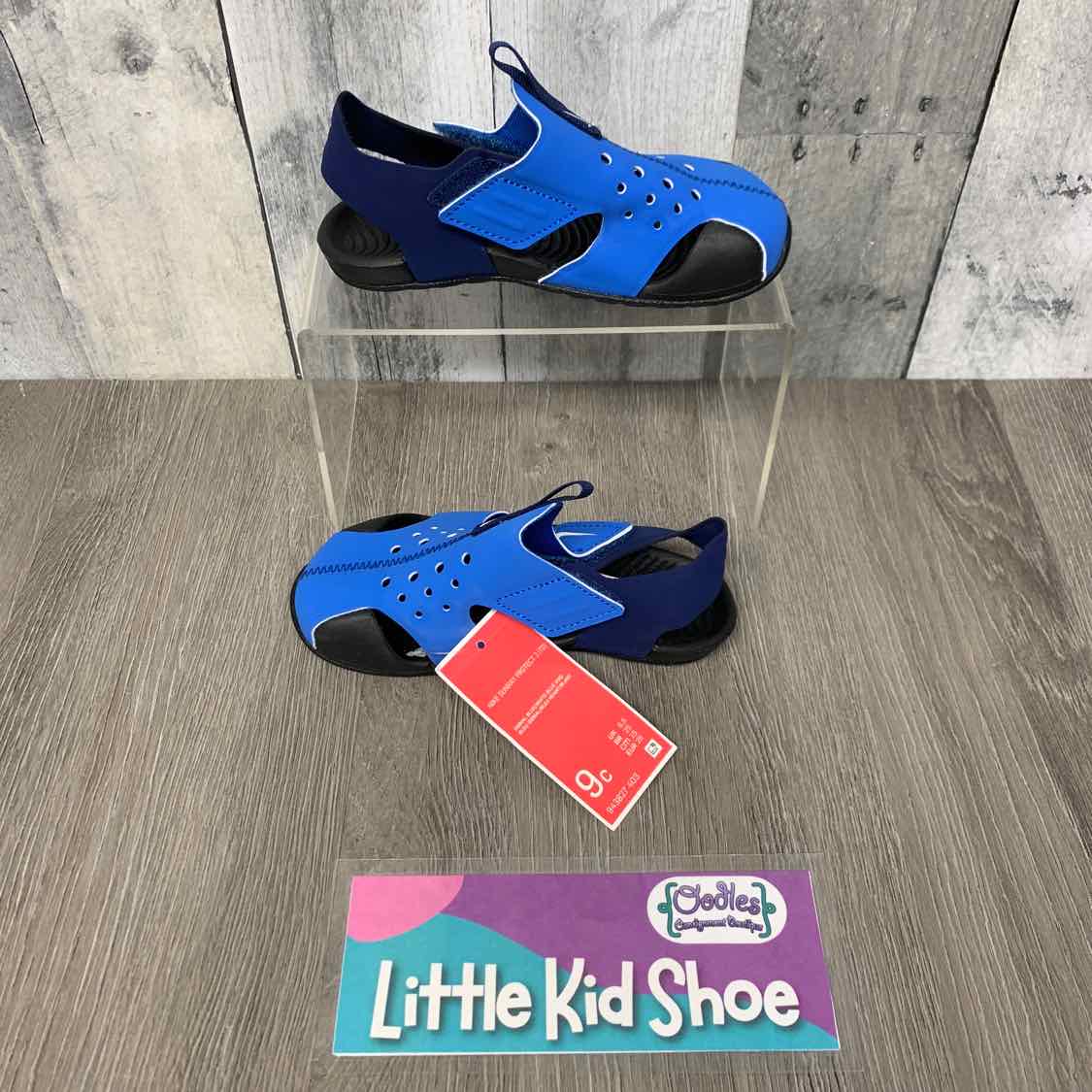 Size 9 Blue/Black Sport Brand Sandals