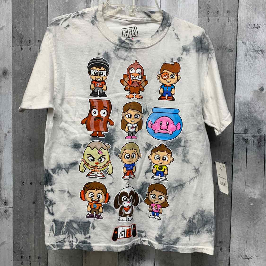 Size Medium White/Gray B Brand T Shirt