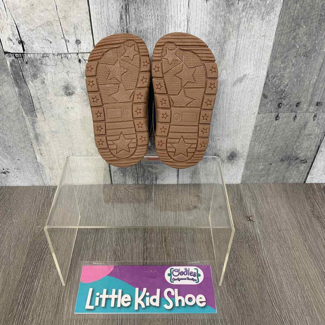 Size 4 Brown/Navy Just One You Boots