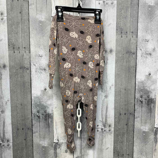 Size 6-12 Months Gray B Brand Footy PJs