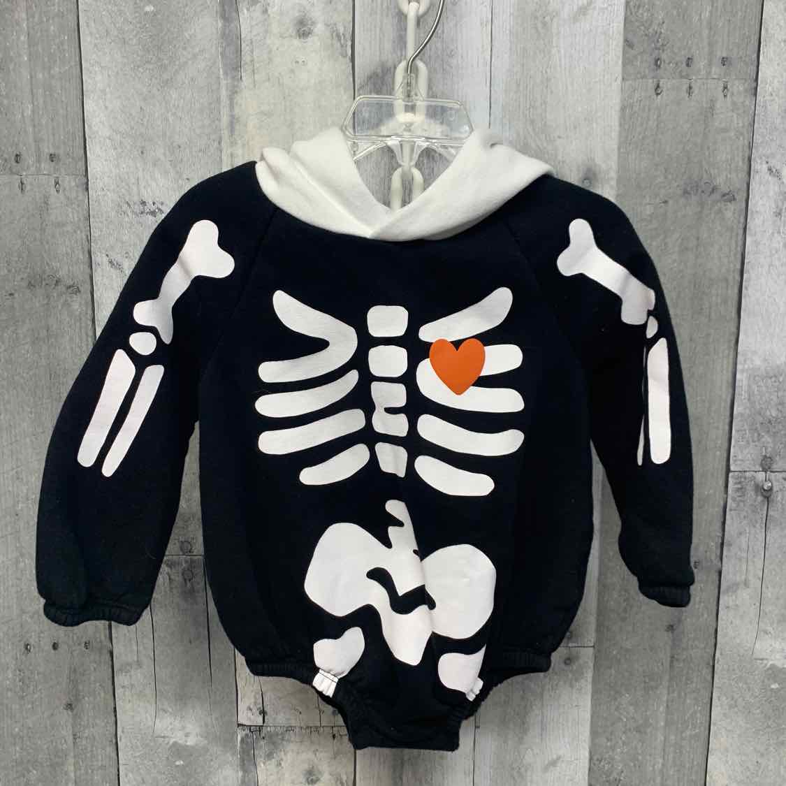 Size 18-24 Months Black/White Old Navy Romper