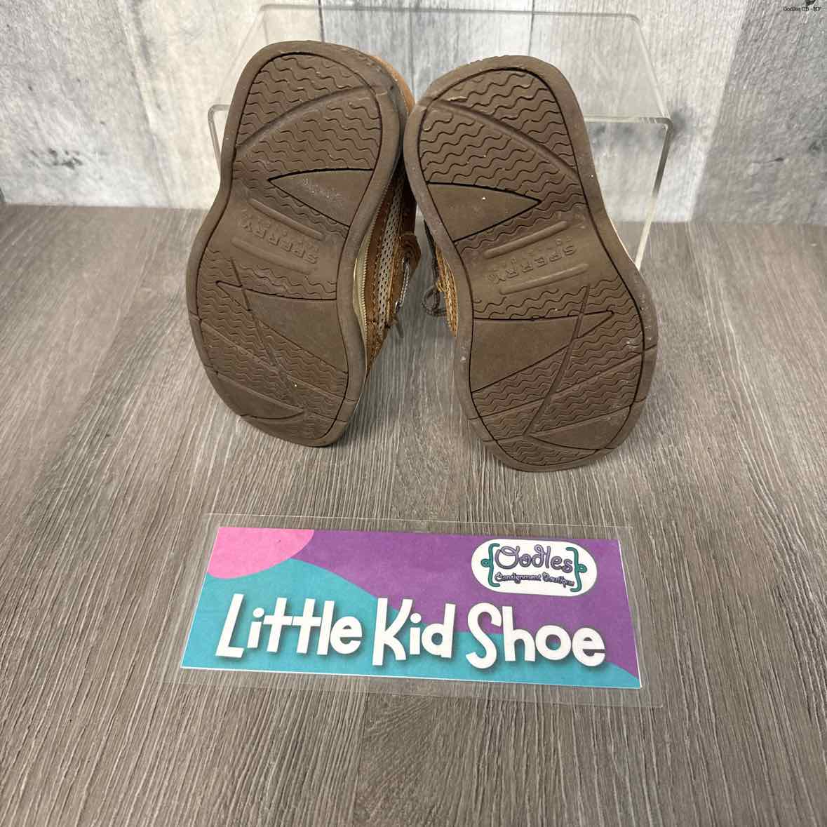 Size 7 Brown Sperry Sneakers