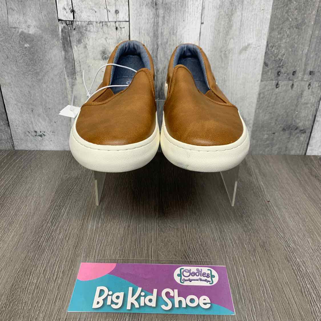 Size 5 Brown Cat & Jack Sneakers