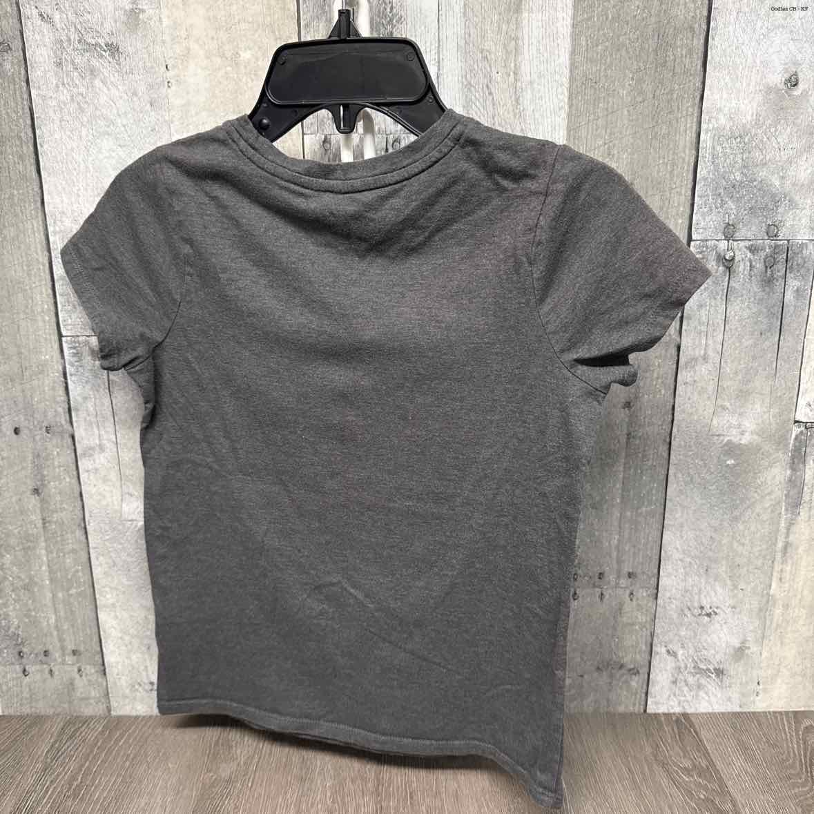 Size Medium Gray Graphic Cat & Jack T Shirt