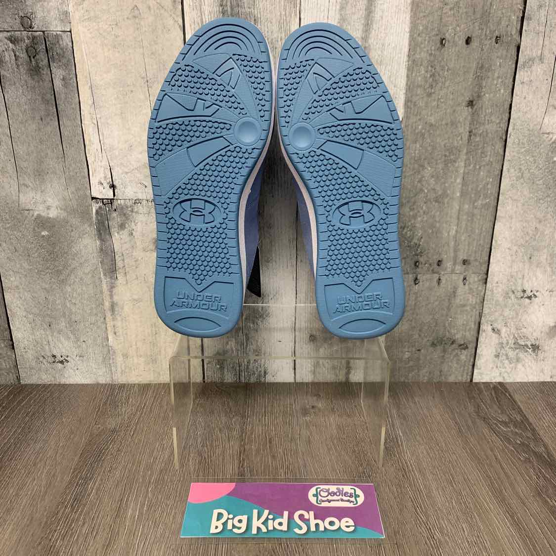 Size 5.5 Blue/White Sport Brand Sneakers