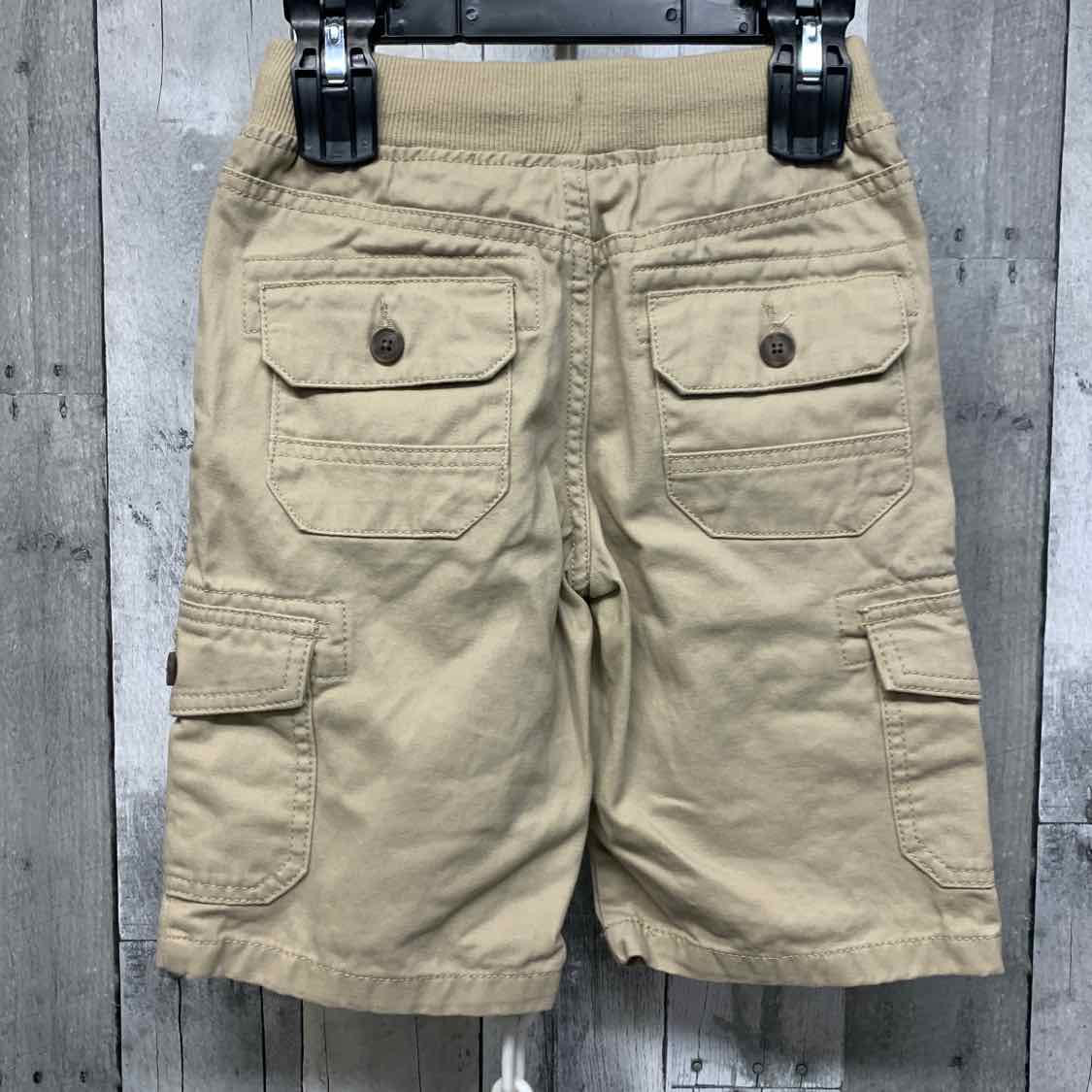 Size 6/7 Tan Cat & Jack Shorts