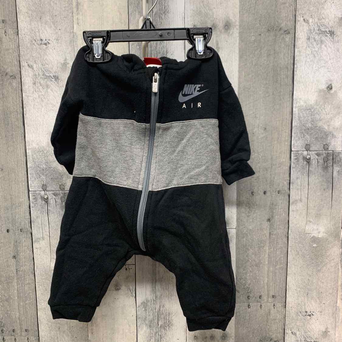 Size 6-9 Months Black/Gray Sport Brand Light Jacket