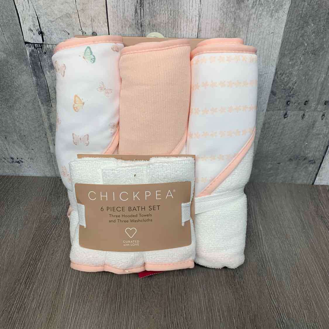 Generic White/Pink Bath Set