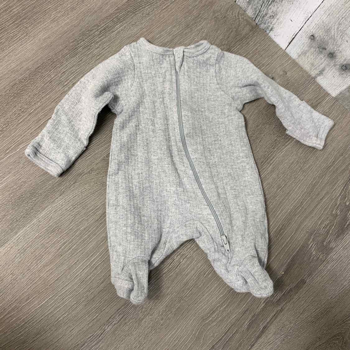 Size Preemie Gray Wonder Nation Footy PJs