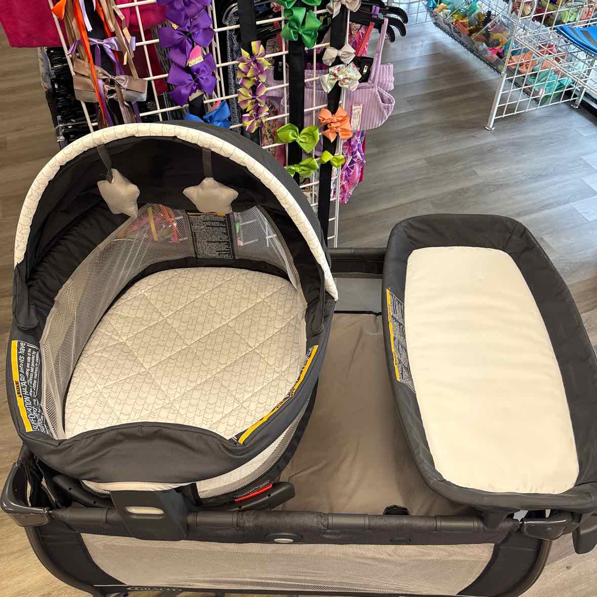 Graco Gray Pack N Play
