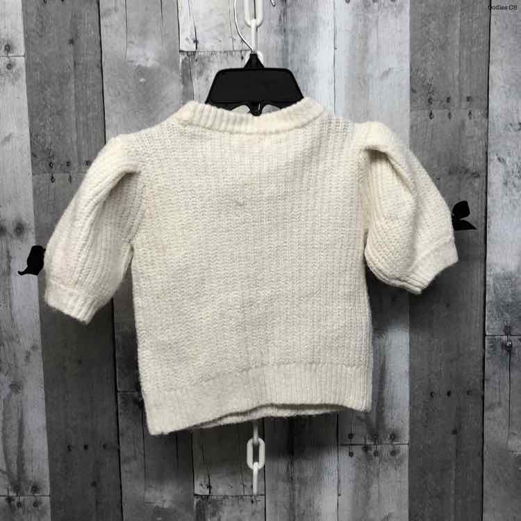 Size 5 White/Black B Brand Pull Over