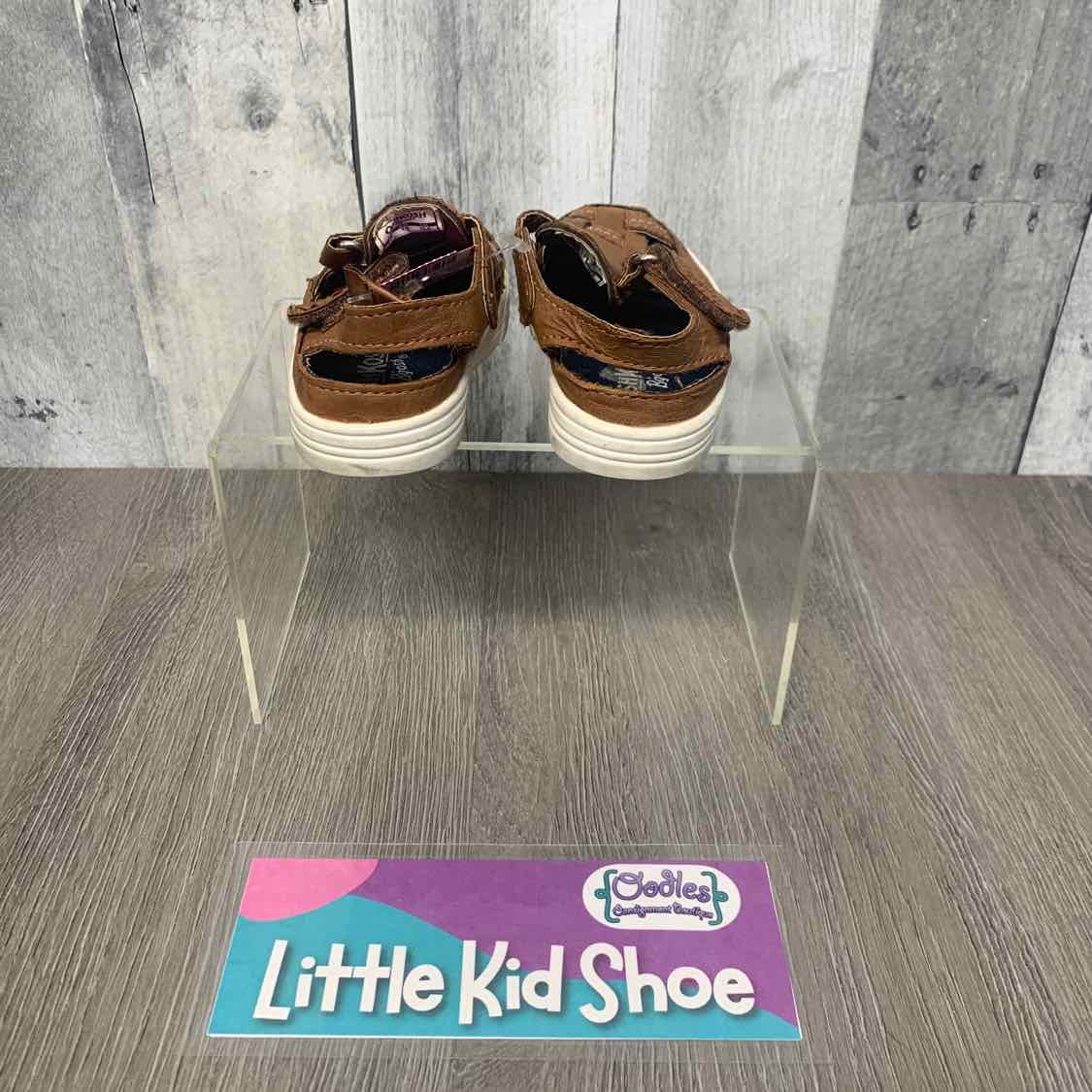 Size 4 Brown Osh Kosh Sandals