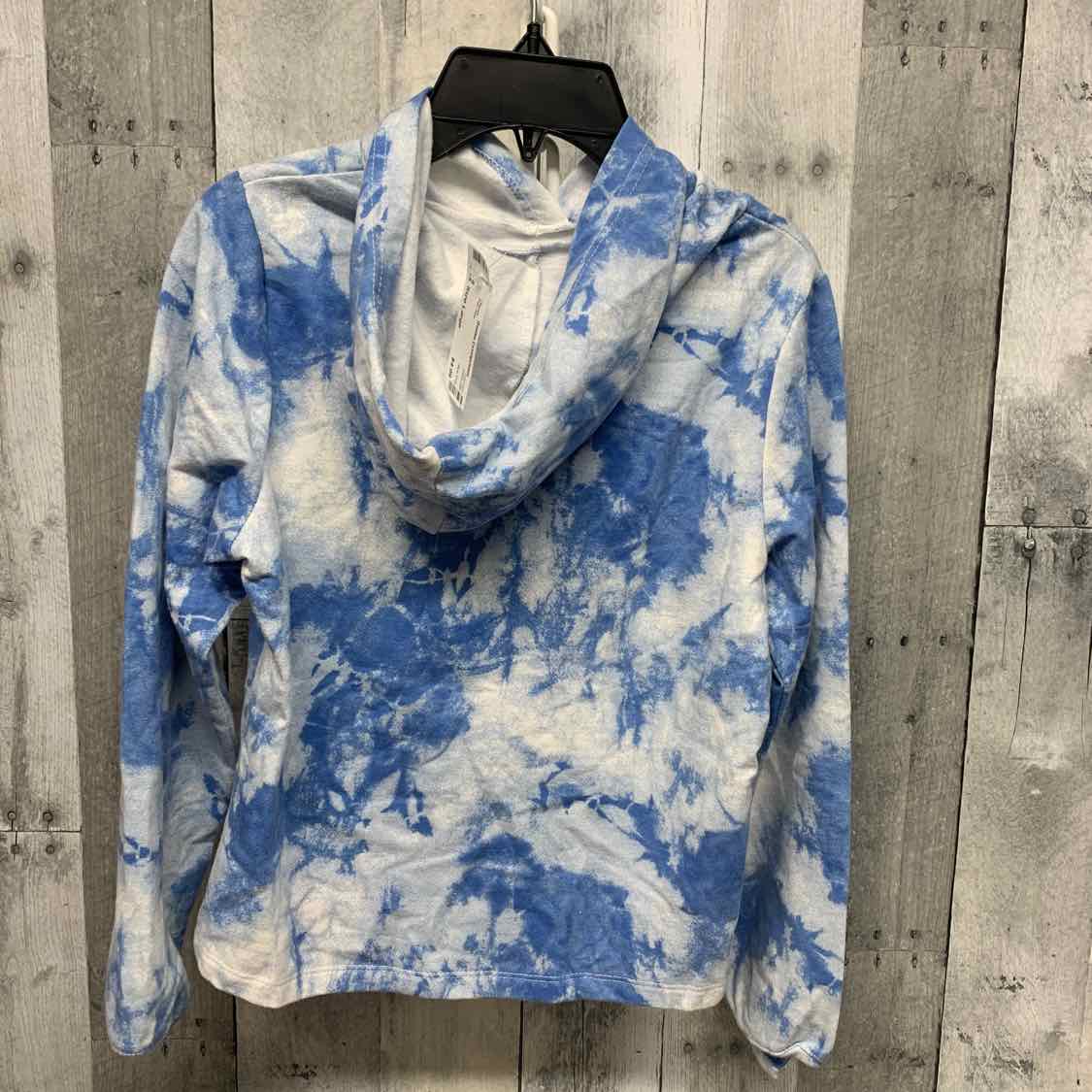 Size Large Blue Print Disney Pull Over