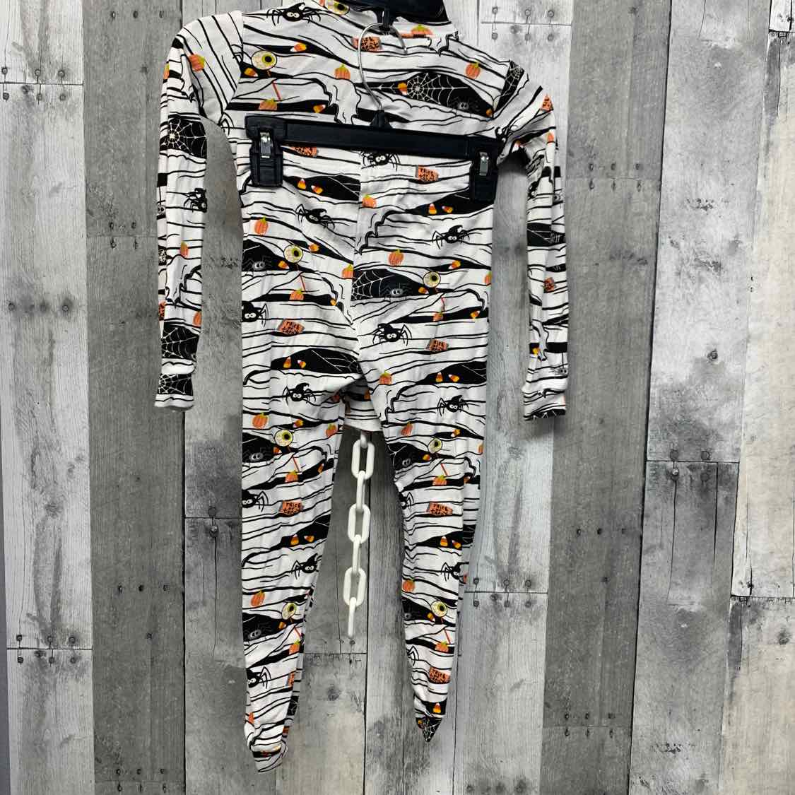 Size 5T White/Black Children's Place 2pc PJs
