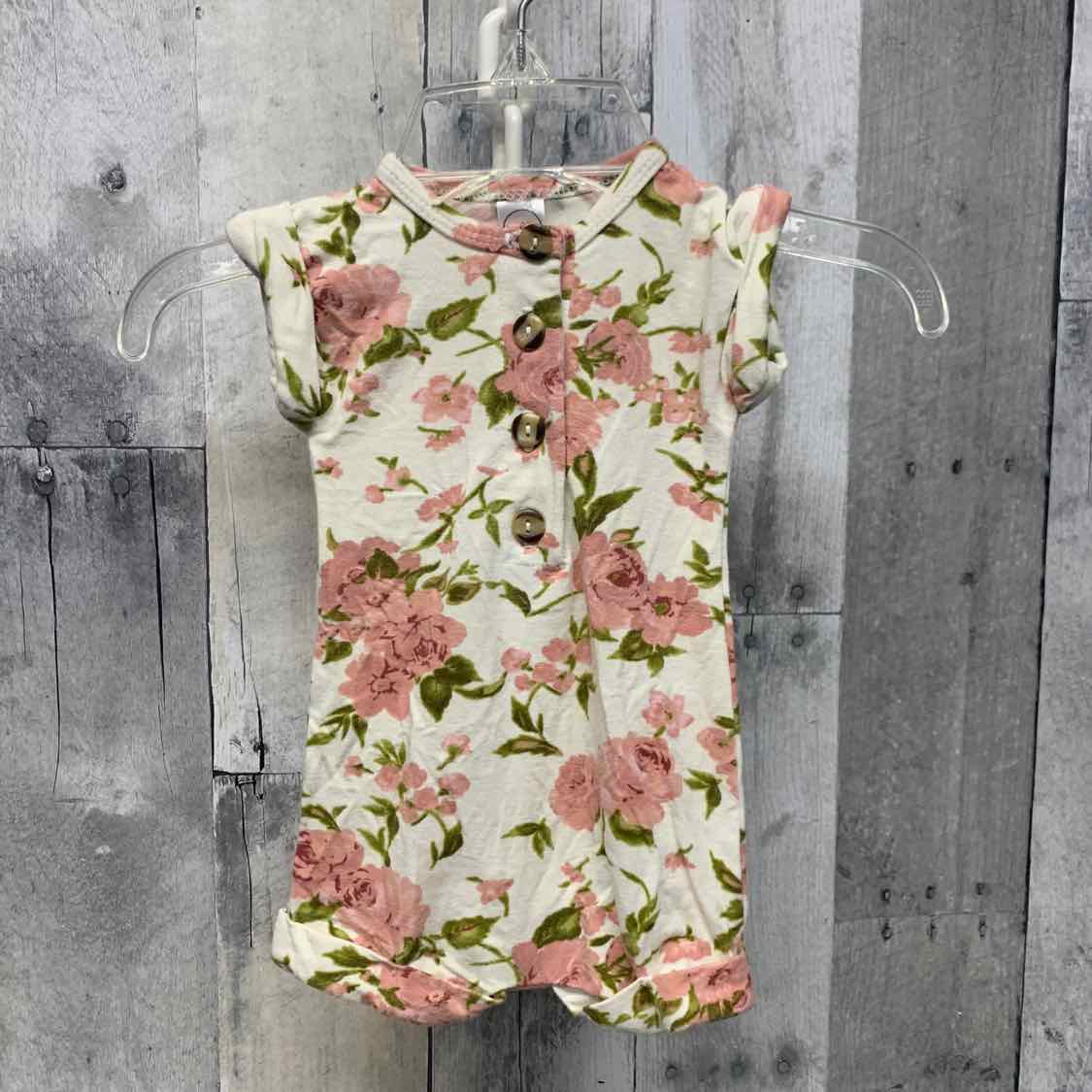 Size Newborn White/Pink Name Brand Romper