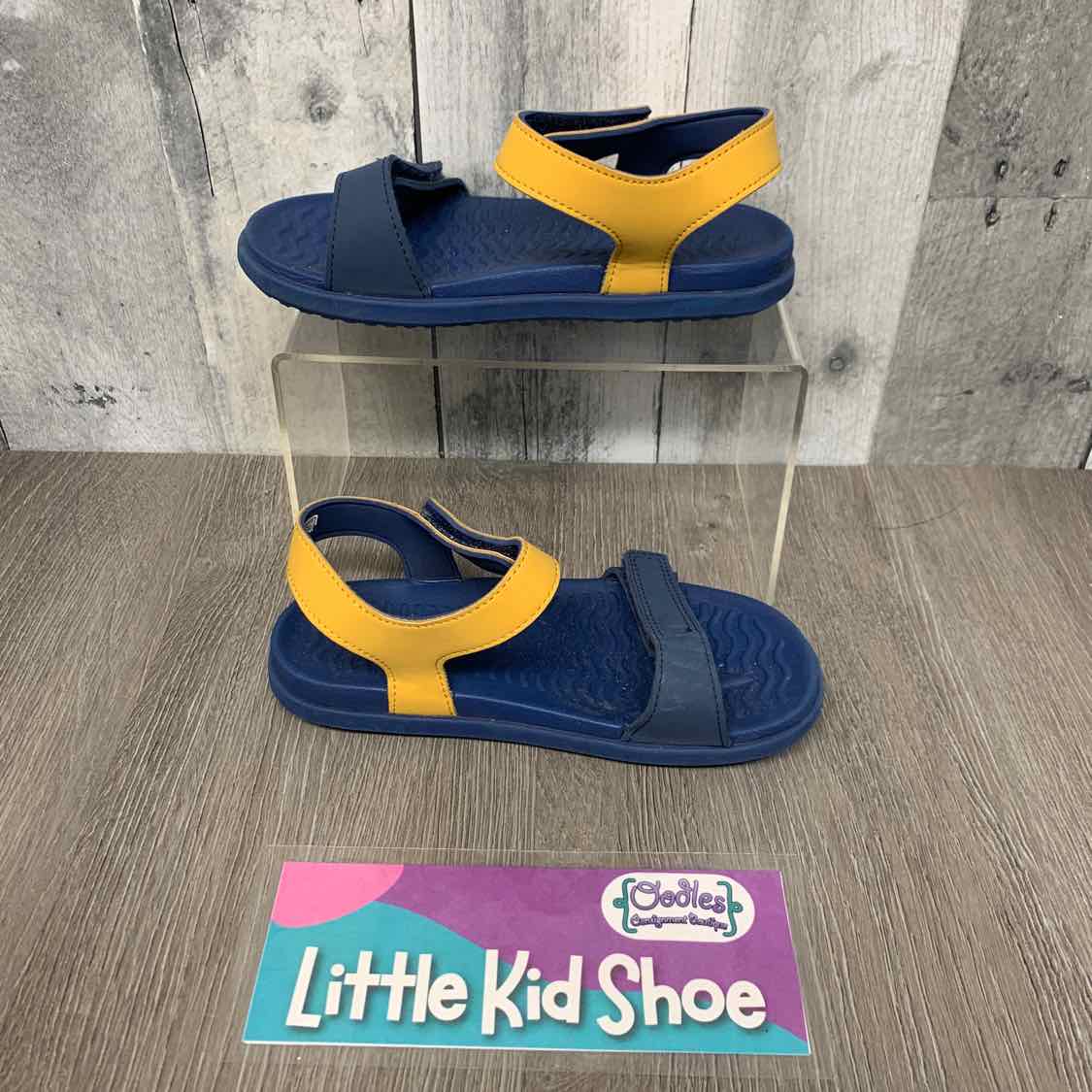 Size 12 Navy/Yellow Native Sandals