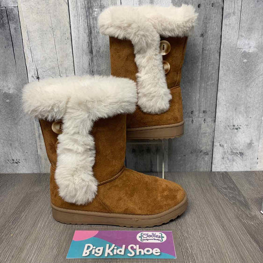 Size 3 Tan/White SO Boots