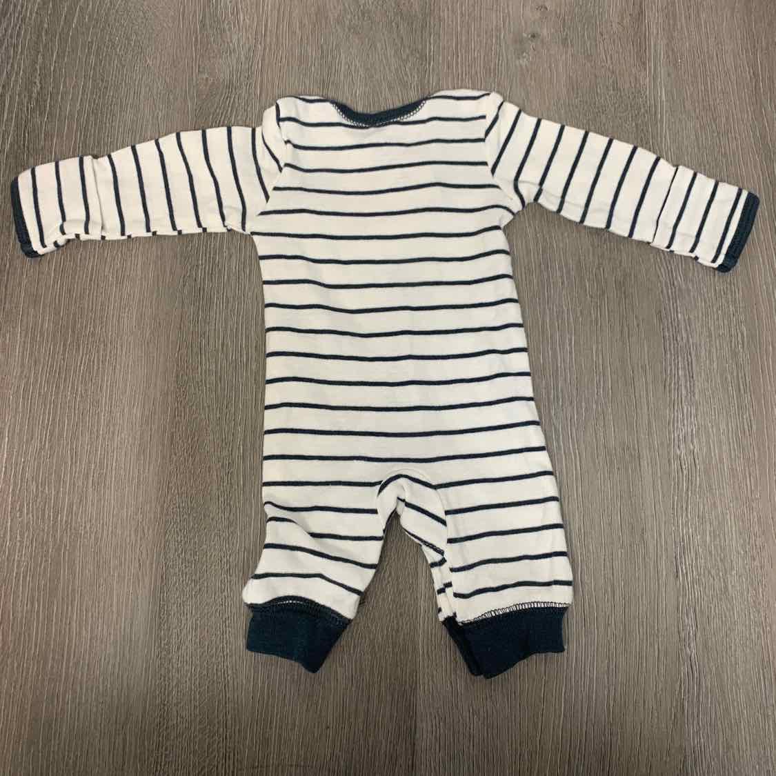 Size Preemie White/Navy Carter's Romper