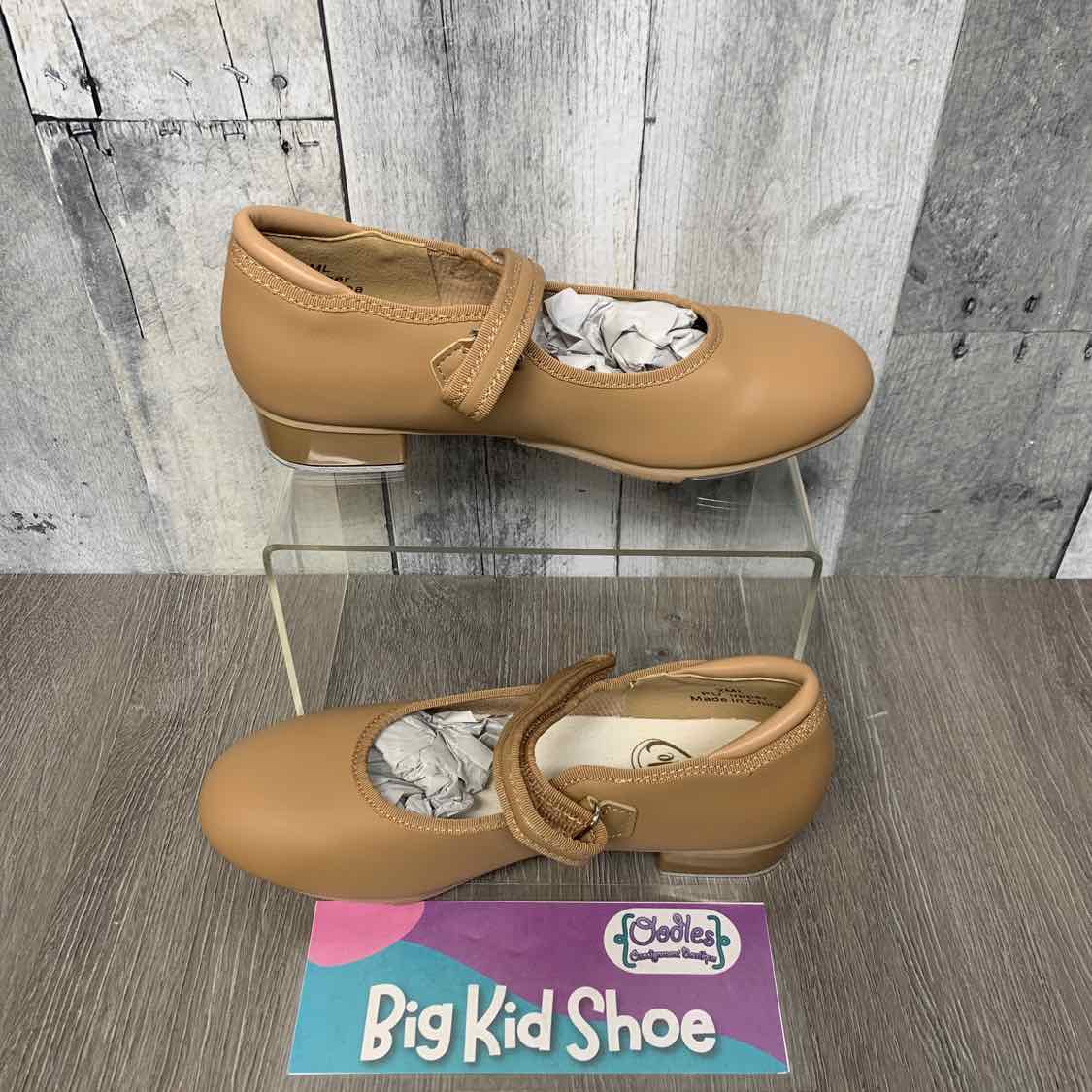 Size 2 Tan B Brand Tap Shoes