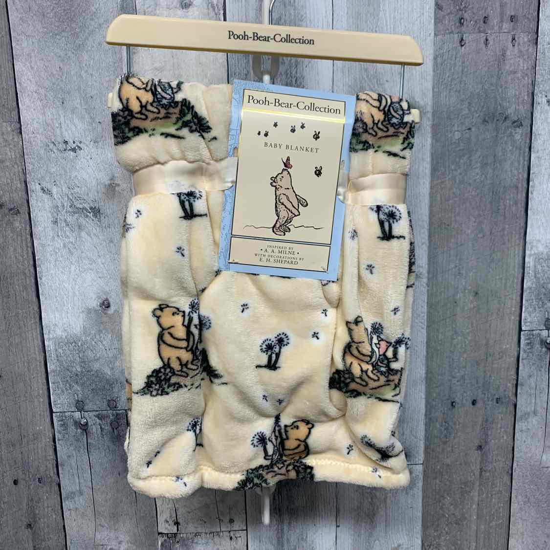 Disney Yellow Print Winnie The Pooh Blanket