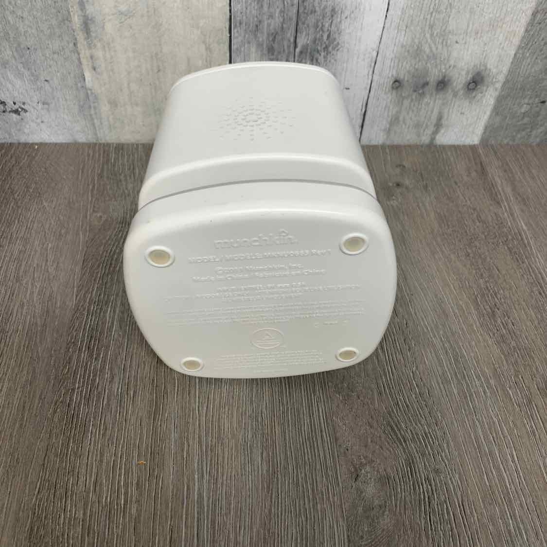 Munchkin White Crib Soother