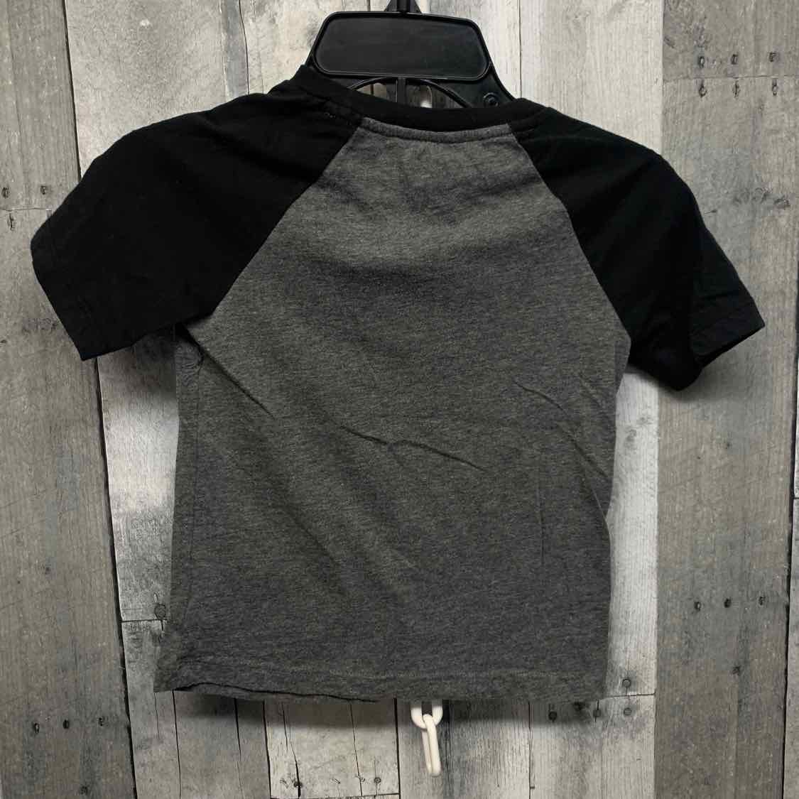 Size 4/5 Gray/Orange Star Wars T Shirt
