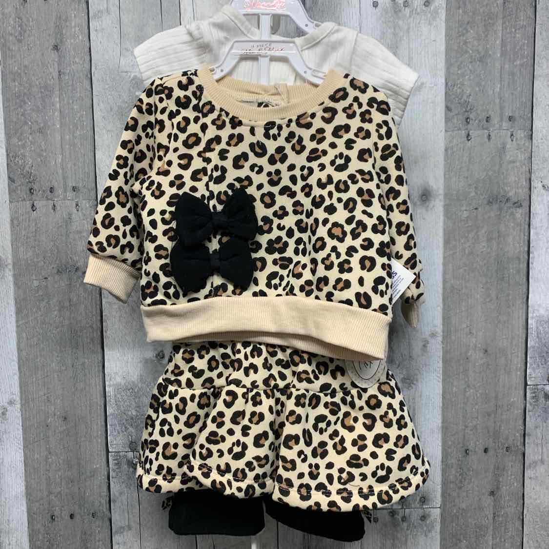 Size 0-3 Months White/Black Nannette Shirt/Pants