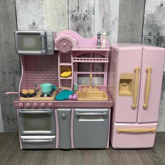 Dolls/Action Figures