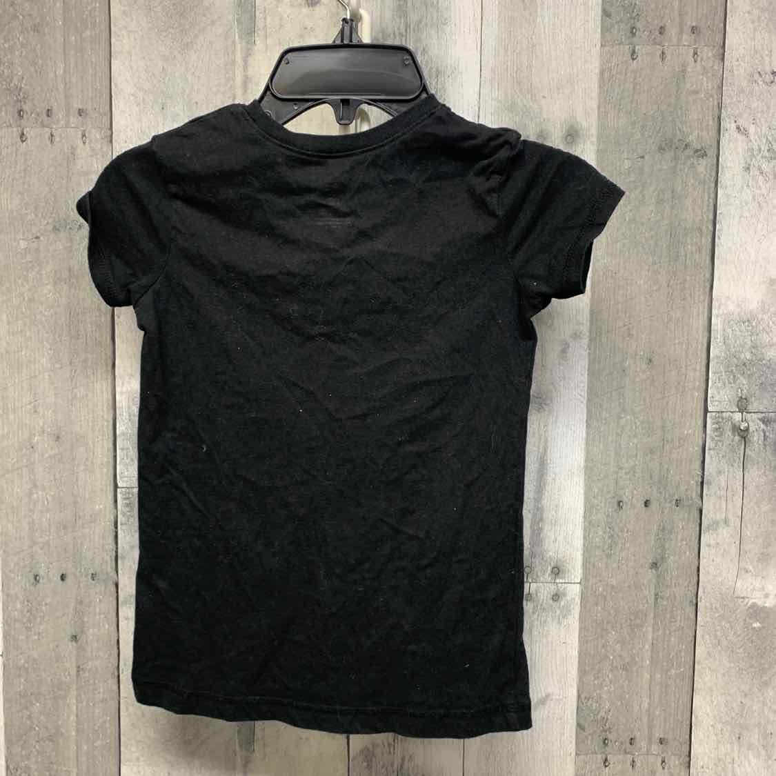 Size 6/6X Black Graphic Holiday Brands T Shirt