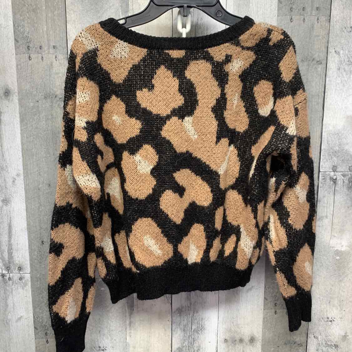 Size Large Black/Brown B Brand Sweater