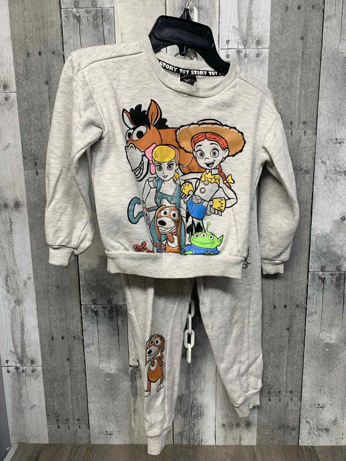 Size 5T Gray Disney Sweats - 2pc