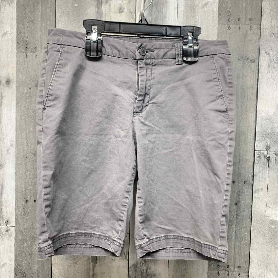 Size 10 Gray Magellan Outdoors Shorts