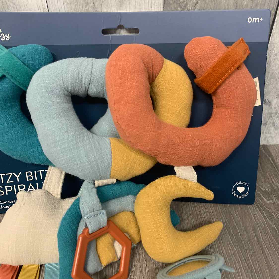 Generic Blue/Yellow Attachable Toy