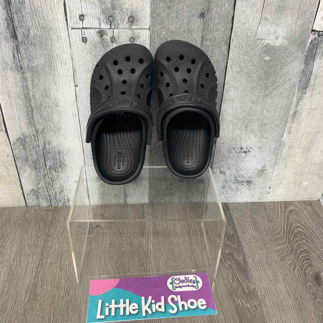 Size 9 Black Crocs Water Shoes
