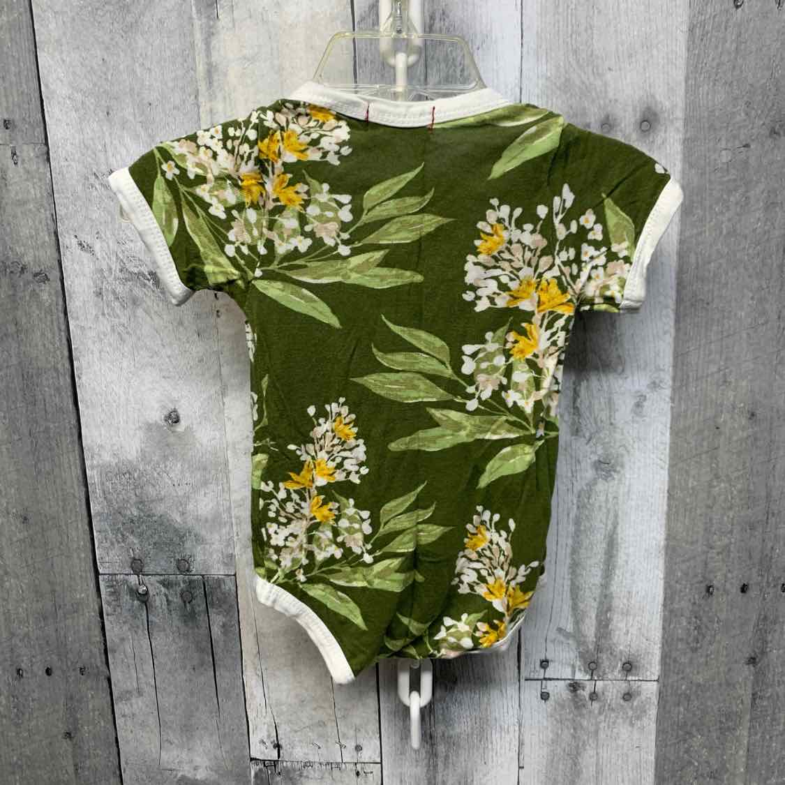 Size 3-6 Months Green Print Bamboo Bodysuit