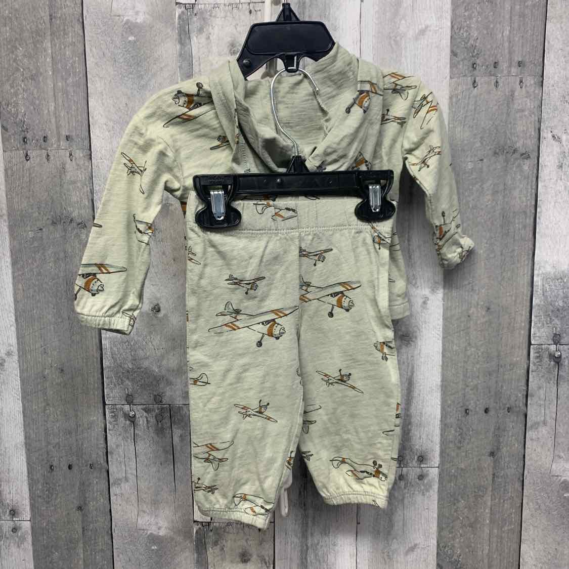 Size 6 Months Green Print Carter's Jacket/Pants