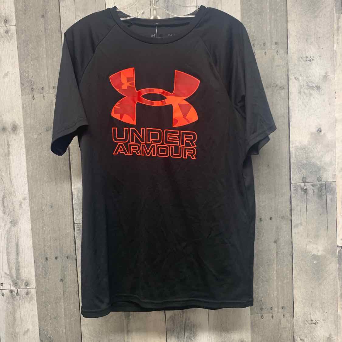 Size Large Black/Red Sport Brand T Shirt