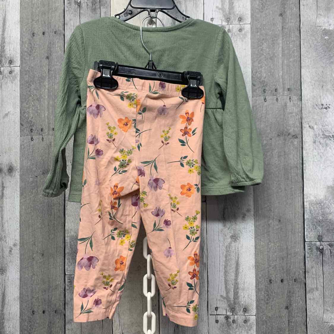 Size 24 Months Green Carter's Shirt/Leggings