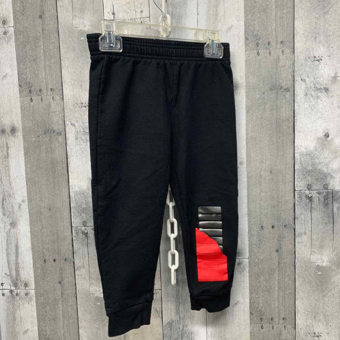 Size 5 Black Graphic Puma Athletic Pants